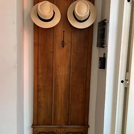 Residenza San Teodoro Chiaia Dimora Storica