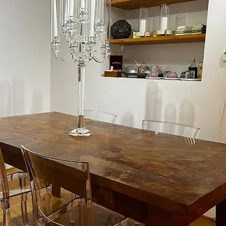 Residenza San Teodoro Chiaia Dimora Storica * Napoli