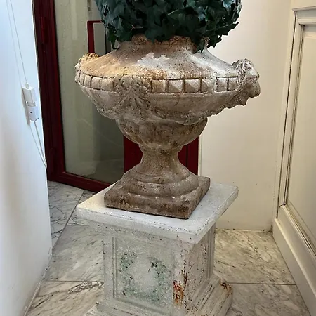 Appartamento Residenza San Teodoro Chiaia Dimora Storica *