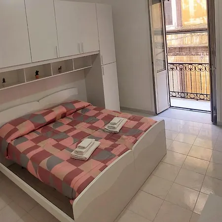 Dream House Apartment *