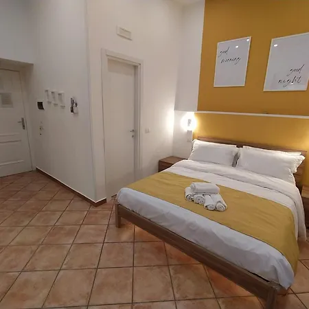 Nacasa Bed & Breakfast Naples