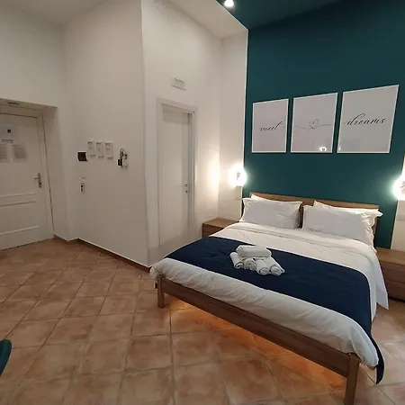 Nacasa Bed & Breakfast Naples