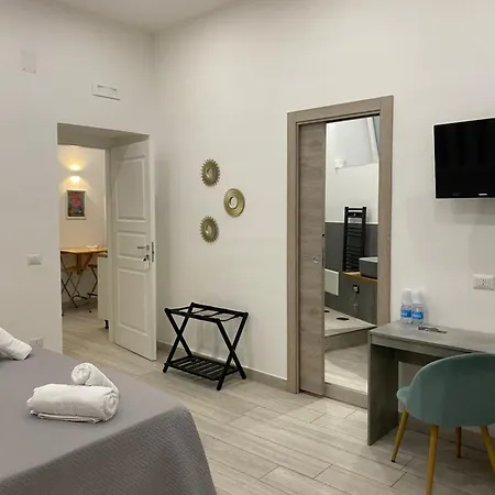 Rosaroll Homes Bed & Breakfast *