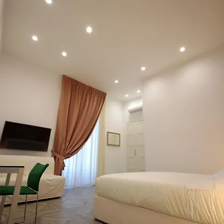 Relais Santa Lucia Sul Mare, * Napoli