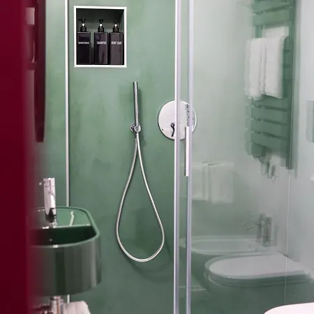 Alma De Chiaja - Design & Apartment Naples