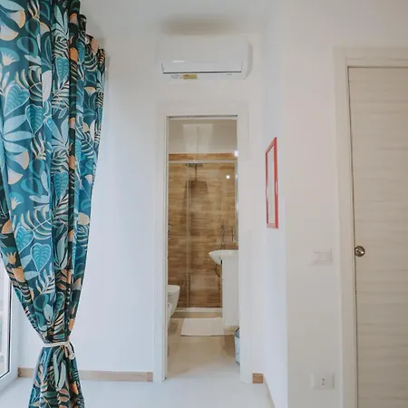 Donna Sofi Bed & Breakfast Naples