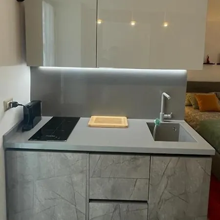 Bella Chiaia Apartment
