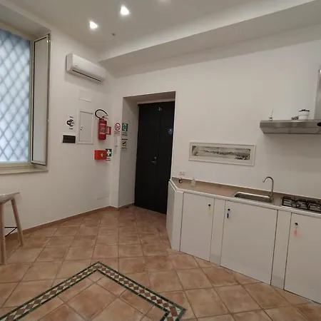 Nacasa * Naples