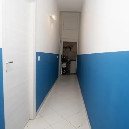 Flyresidence Garibaldi Naples