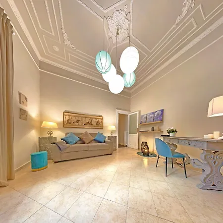 Charming Vomero Apartment *
