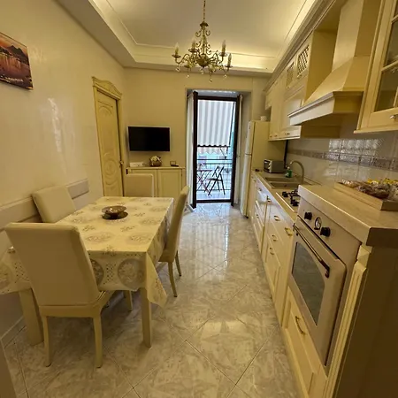 Apartment Into Naples