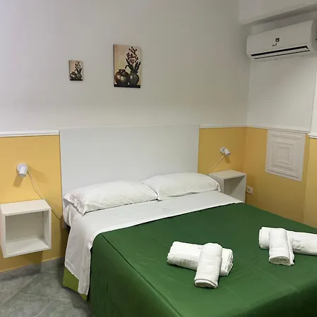 Del Conte Nápoly