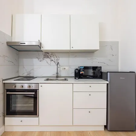 Blu By Napoliapartments Naples
