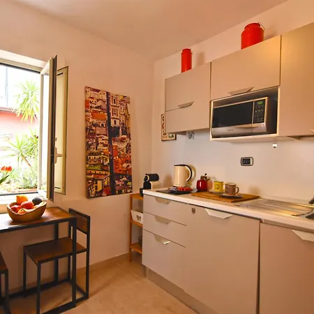 Apartment La Casa Di Apollo *
