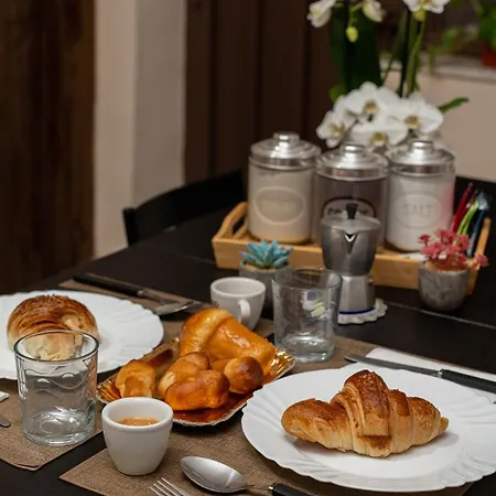 Spaccanapoli 3min - Charming Typical Flat *