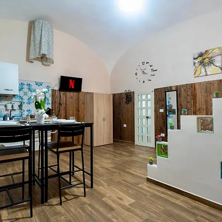 Spaccanapoli 3min - Charming Typical Flat