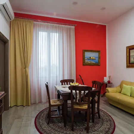 Il Sogno Di Partenope By Rosa Loporchio Bed and breakfast