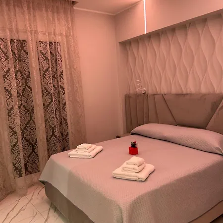 Alojamento de Acomodação e Pequeno-almoço Bebsantaniellohouse1