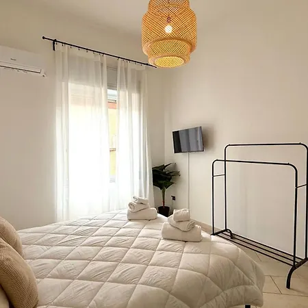 Cozy * Naples