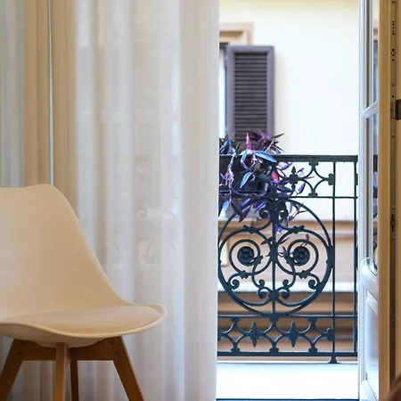 Guli Luxury * Naples