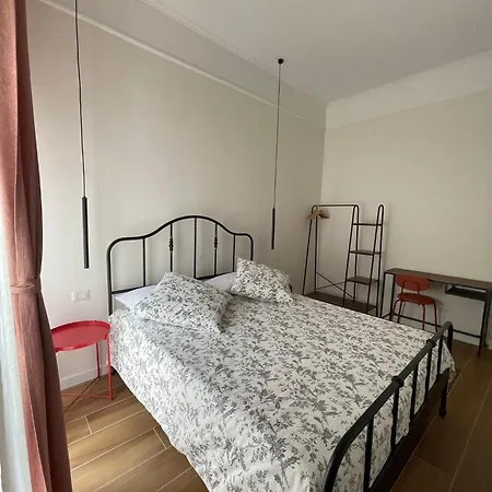 Bed & Breakfast Casa Duchesca Naples