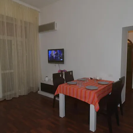 Apartment Casa Nardones 118 Naples