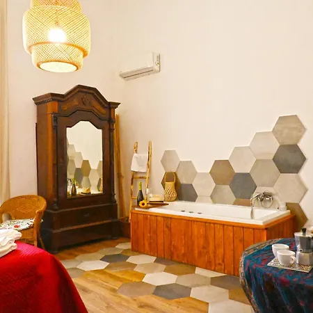 Sunrise Luxury 2* Nápoles
