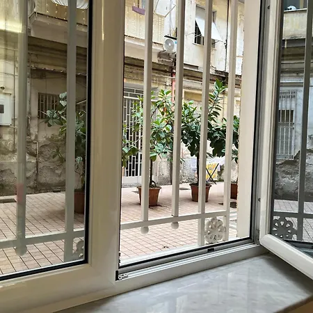 Apartment L'ospite Napoletano *