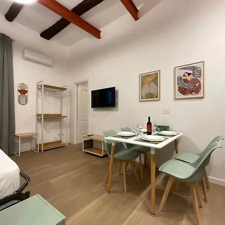 Sansepolcro33 * Naples