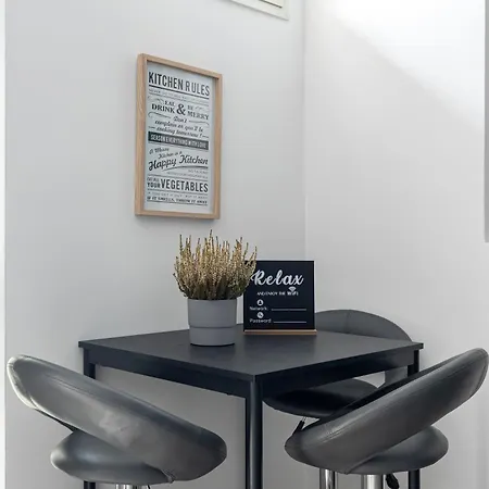 Hub Borgo San Domenico Naples
