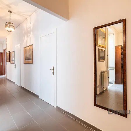 Casa Leonardo Al Gesu By Domusextra Apartment *