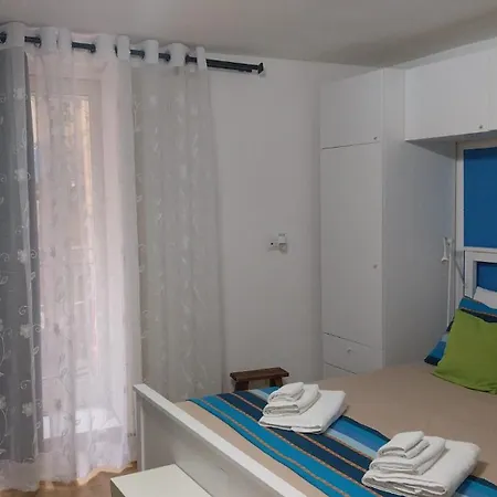 New Little House Naples