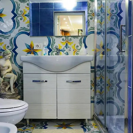 Giallo Napoletano Apartment