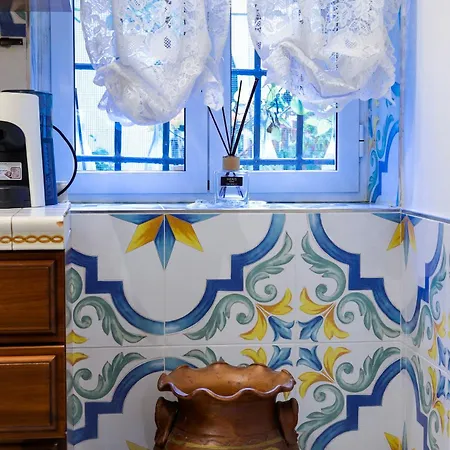 Apartment Giallo Napoletano