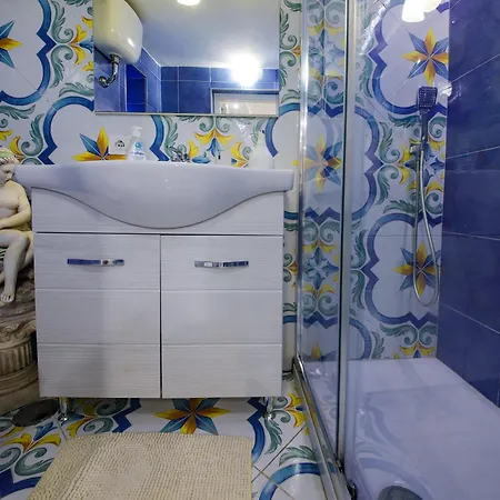 Apartment Giallo Napoletano