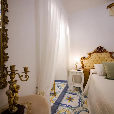 Giallo Napoletano Naples