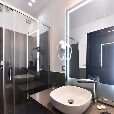 Domus 42 2* Naples