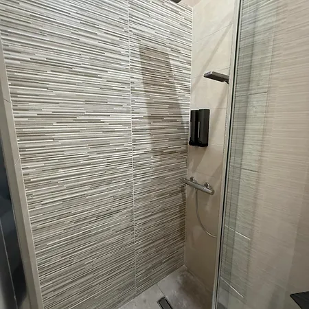 In - Arenaccia 211 And Bed and breakfast *