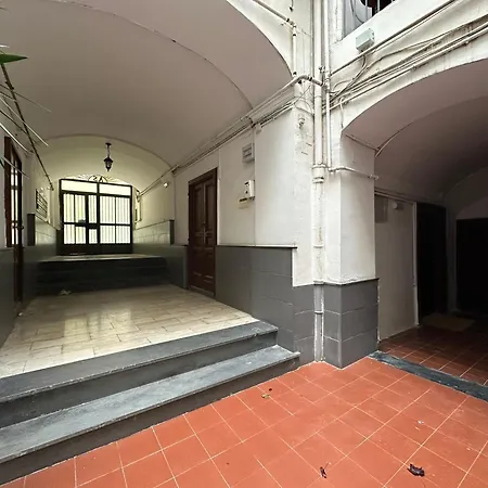 Apartment Bilocale A Chiaia Vicino A Via Dei Mille *