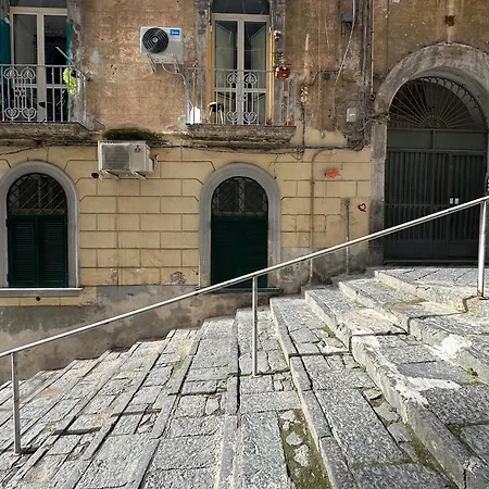 Bilocale A Chiaia Vicino A Via Dei Mille Apartment Naples