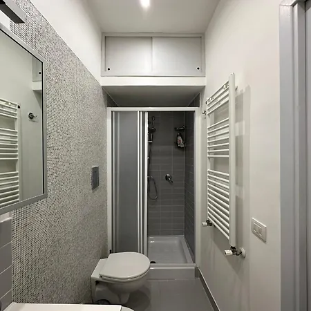 Apartment Bilocale A Chiaia Vicino A Via Dei Mille