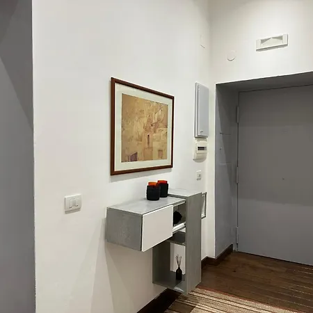 Bilocale A Chiaia Vicino A Via Dei Mille Apartment