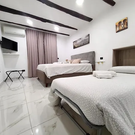Appartement La Casa Di Patta A Spaccanapoli