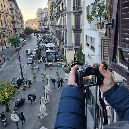 Relais Santa Lucia Sul Mare, Affittacamere Napoli