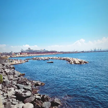 Relais Santa Lucia Sul Mare, * Napoli