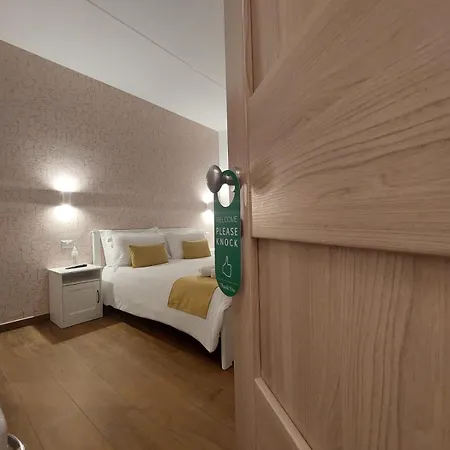 Yoyo House Luxury Bed & Breakfast Napoli