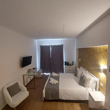 Yoyo House Luxury Bed & Breakfast *