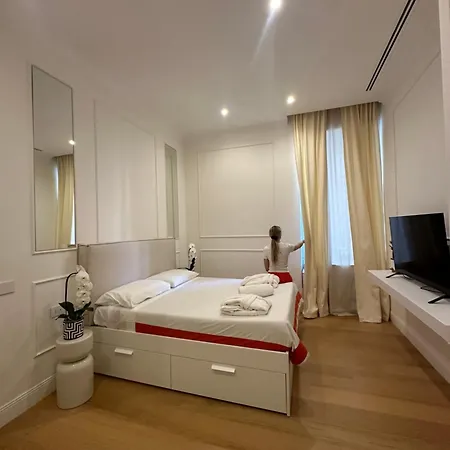 Raffaella * Napoli