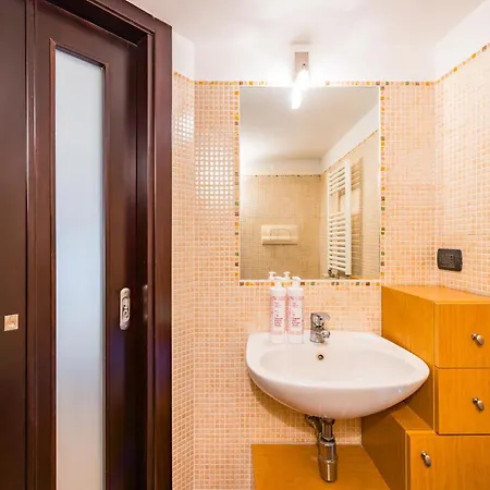 Casa Al Rettifilo Con Terrazzo By Wonderful Italy Naples