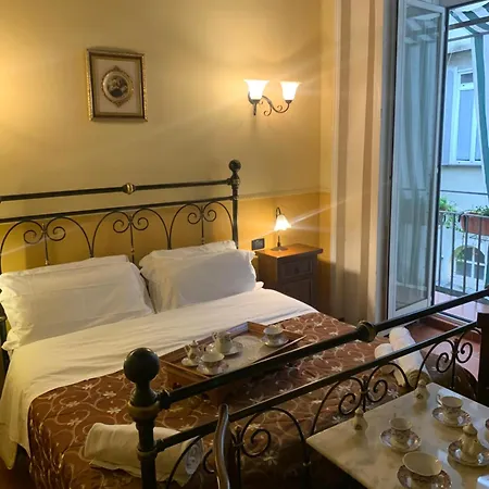 Casa de hóspedes Pignatelli 3*
